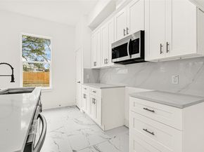 9334 Waller Street, Houston TX 77012