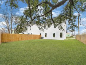 9334 Waller Street, Houston TX 77012