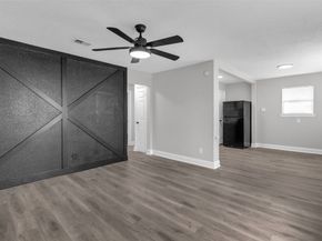 3613 Crane Street, Houston TX 77026