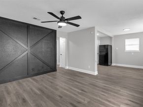 3613 Crane Street, Houston TX 77026