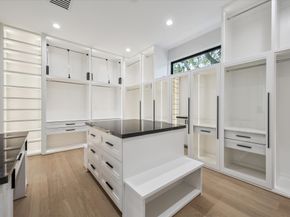 1014 Gardenia Drive, Houston TX 77018