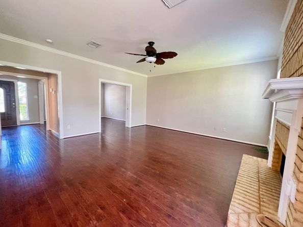 8223 Ryan Park Drive, Houston TX 77095