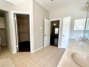 8223 Ryan Park Drive, Houston TX 77095