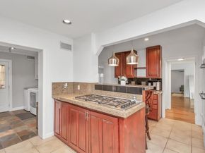 3215 Milburn Street, Houston TX 77021