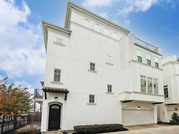 5212 Larkin Street, Houston TX 77007