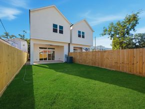 525 W 26th Street, Houston TX 77008