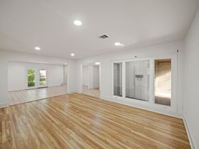 1219 Wisterwood Drive, Houston TX 77043