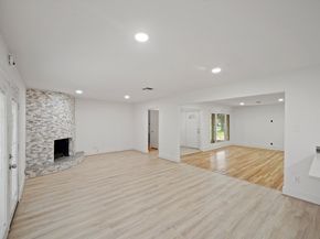 1219 Wisterwood Drive, Houston TX 77043