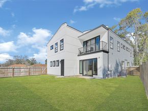 6835 Weston Street B, Houston TX 77021