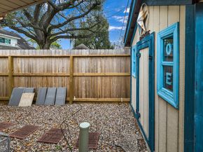 818 Olney Oak Drive, Houston TX 77079