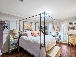 818 Olney Oak Drive, Houston TX 77079