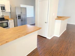 2414 Woven Wood Lane, Richmond TX 77406