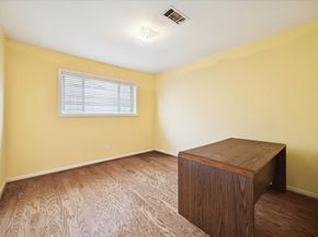 6207 S Braeswood Boulevard, Houston TX 77096