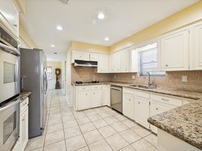 6207 S Braeswood Boulevard, Houston TX 77096