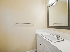 6207 S Braeswood Boulevard, Houston TX 77096