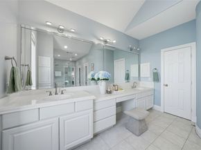 5934 Stratford Gardens Drive, Sugar Land TX 77479