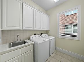 5934 Stratford Gardens Drive, Sugar Land TX 77479