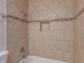 8787 Brae Acres Road 814, Houston TX 77074