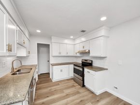 718 Land Grant Drive, Richmond TX 77406