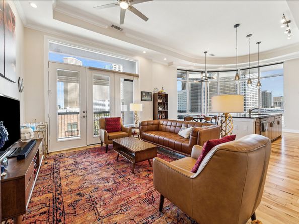 300 St Joseph Parkway 412, Houston TX 77002