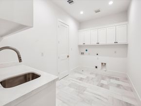 320 W 32nd Street, Houston TX 77018