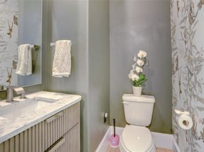 3317 W 11th Street, Houston TX 77008