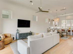 3317 W 11th Street, Houston TX 77008