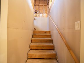 1107 Du Barry Lane, Houston TX 77018