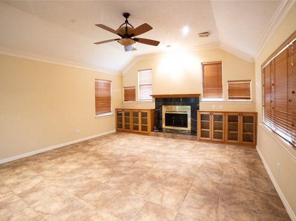 1107 Du Barry Lane, Houston TX 77018