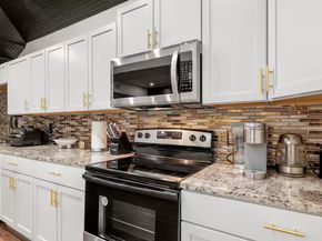 2724 Southmore Boulevard, Houston TX 77004