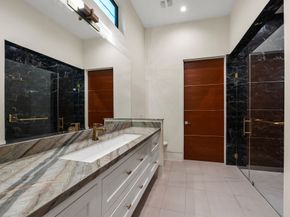 3002 Ferndale Street, Houston TX 77098