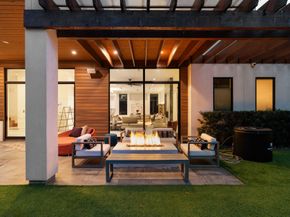 3002 Ferndale Street, Houston TX 77098