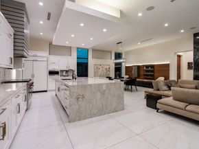 3002 Ferndale Street, Houston TX 77098