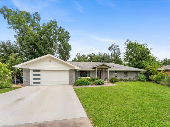 9106 Western Drive, Houston TX 77080