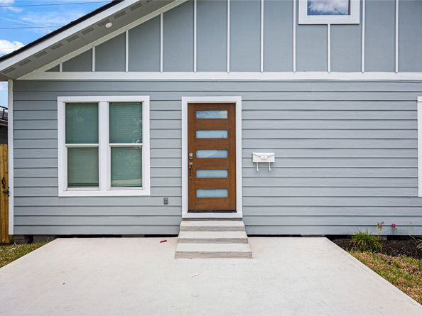 6333 Iron Rock St Street, Houston TX 77087