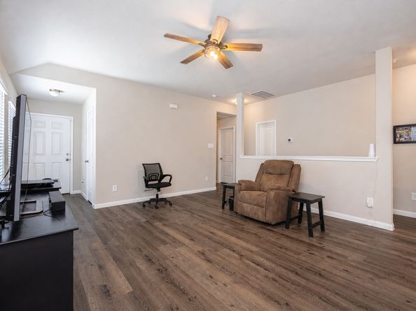 2228 Raider Drive, Conroe TX 77301