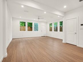 2715 Tierwester Street, Houston TX 77004