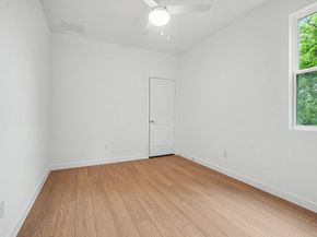 2715 Tierwester Street, Houston TX 77004