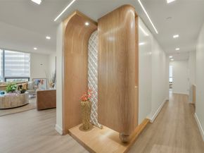 5110 San Felipe Street 77W, Houston TX 77056