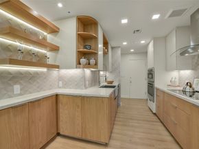 5110 San Felipe Street 77W, Houston TX 77056