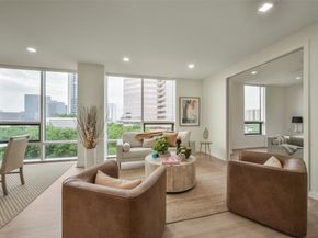 5110 San Felipe Street 77W, Houston TX 77056