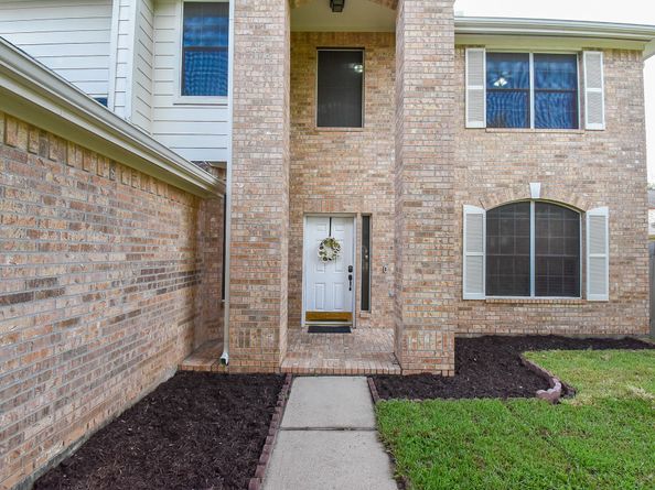 1607 Rustic Hollow Lane, Katy TX 77450