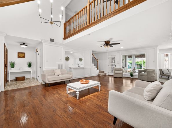 12302 S Moorcreek Drive, Houston TX 77070