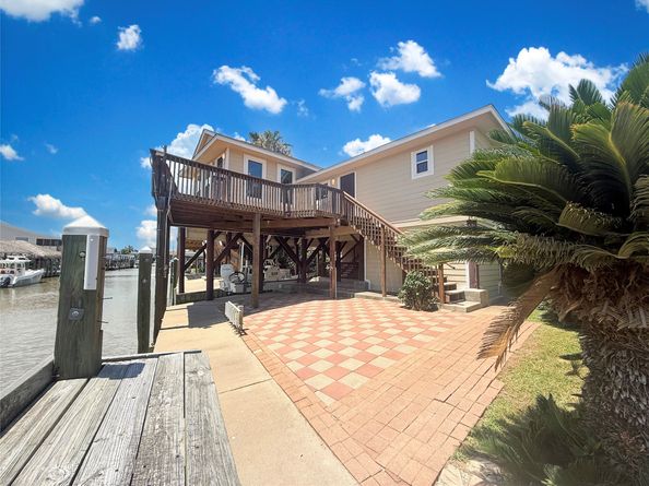 23 King Fish Lane, Freeport TX 77541