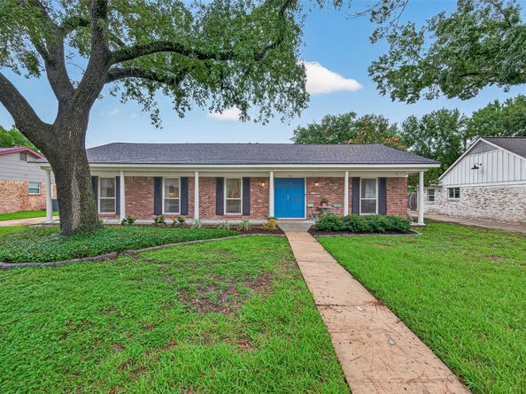 5810 Creekbend Drive, Houston TX 77096