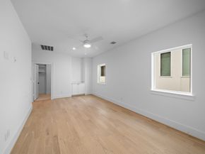 224 W 23rd Street B, Houston TX 77008