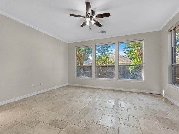 31 Tarrytown Way, Conroe TX 77384