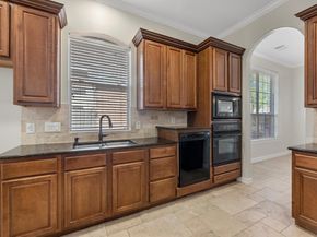 31 Tarrytown Way, Conroe TX 77384