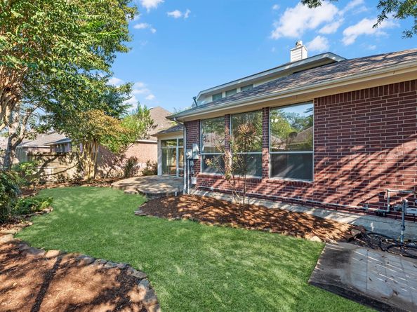 31 Tarrytown Way, Conroe TX 77384