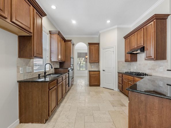 31 Tarrytown Way, Conroe TX 77384